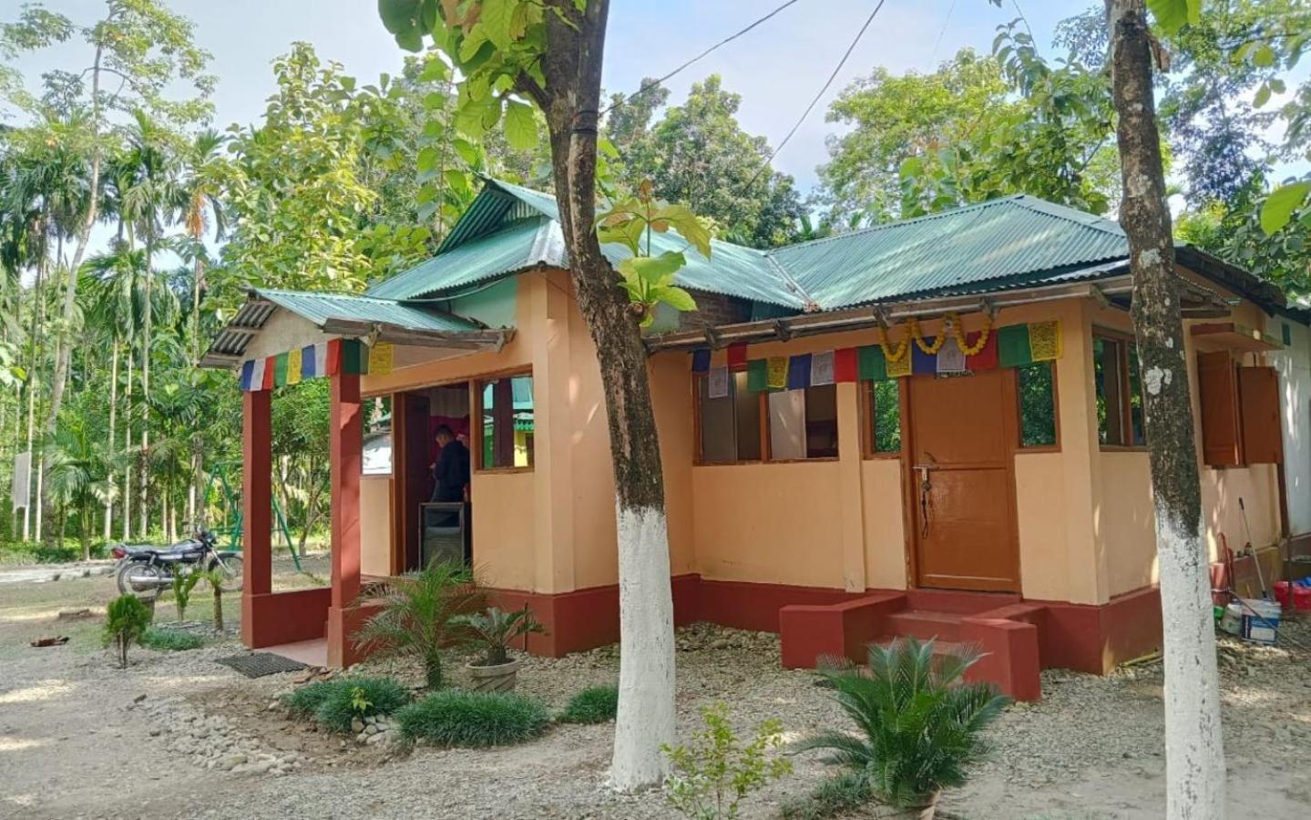 Leo Jungle Retreat By Stayapart , Jaldapara Madari Hat Exterior foto